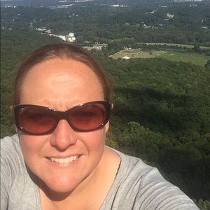 Meet your Posher, Jodi